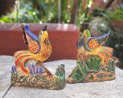 decorative-bird-table-hancrafts-talavera-majolica-handmade-mexico-colors-2
