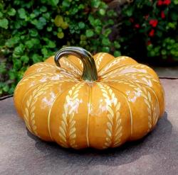 decorative-ceramics-pumpkin-handcrafts-decor-halloween-handthrown