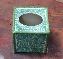 kleenex-cover-box-tissuebox-bathroomaccesories-clean-nose-handthowrn-handmade-hand-painted-mexican-pottery-gorkygonzalez-gorkypottery-ceramics-decor-handcrafts-mexico