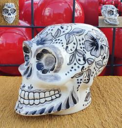 mexican-art-handcrafts-skeleton-skull-ceramics-pottery-mexico-decor-halloween-black-white-1