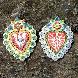 mexican-handcrafts-flower-christmas-heart-ornaments-love-day-handpainted-heart-setof2-2