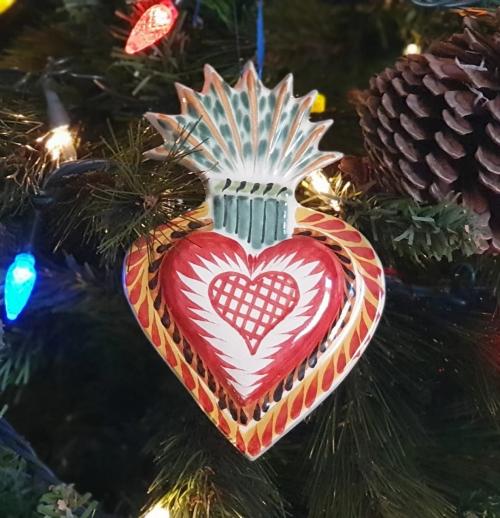 sacred-heart-ornament-christmas-decor-tree-handcrafts-handmade-mexico-crafts-3